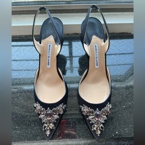 Manolo Blahnik New Iliaric Sling back heel NEVER WORN